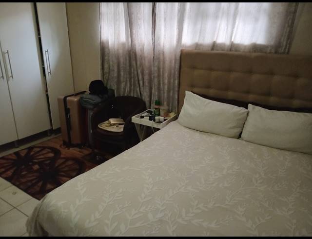 1 BEDROOM APARTMENT TO LET IN COSMO CITY